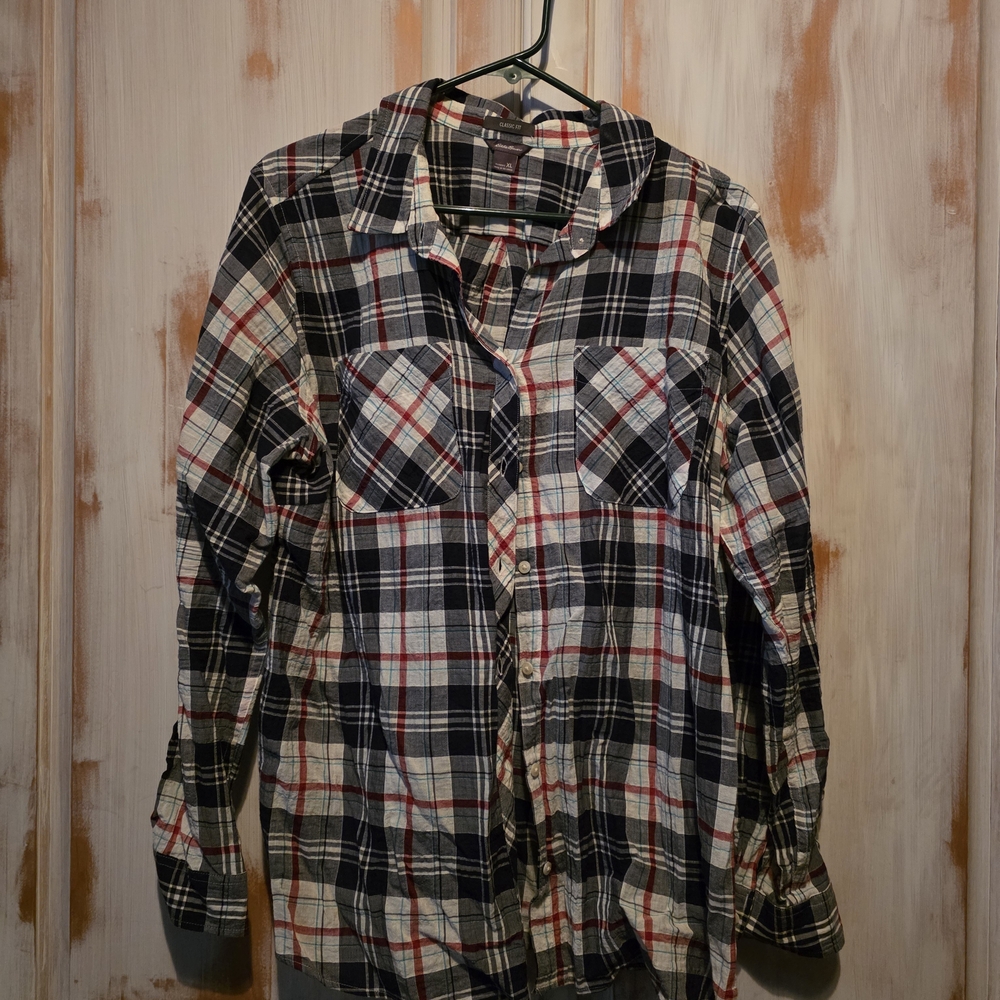 Eddie Bauer Black and Red Plaid Button Down Shirt